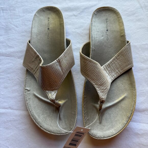 Bandolino Womens Gold Snake Print Thong Sandals Size 9M - Picture 2 of 7